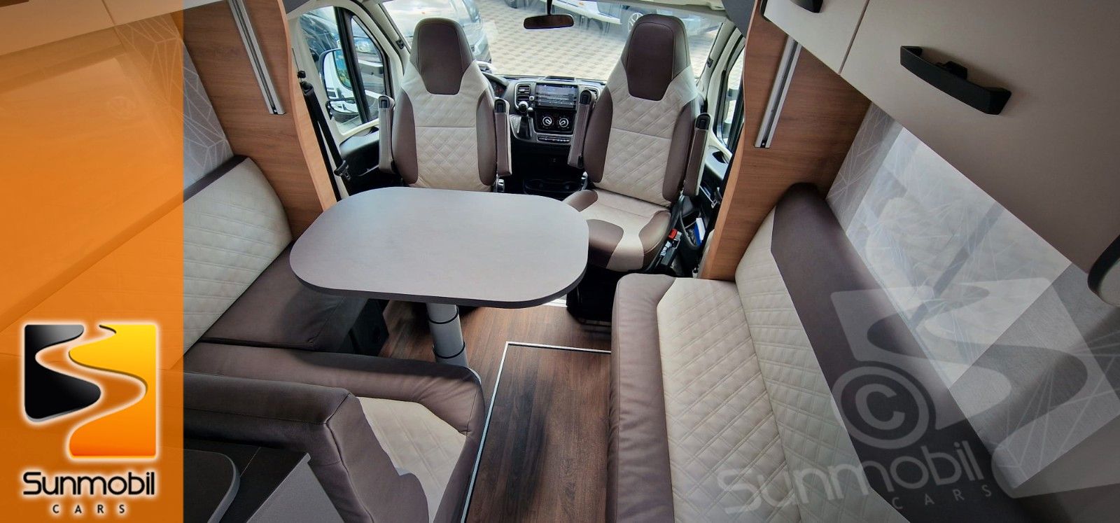 Fahrzeugabbildung Knaus Live Wave 650 MF Platinum Selection 180 PS Auto