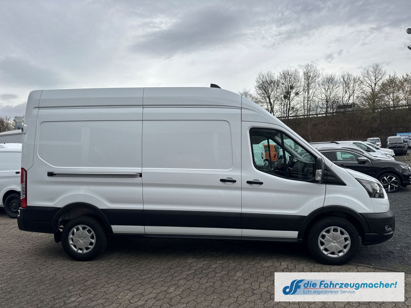Fahrzeugabbildung Ford Transit Kasten 350 L3H3 Trend Rückfahrk DAB Totw