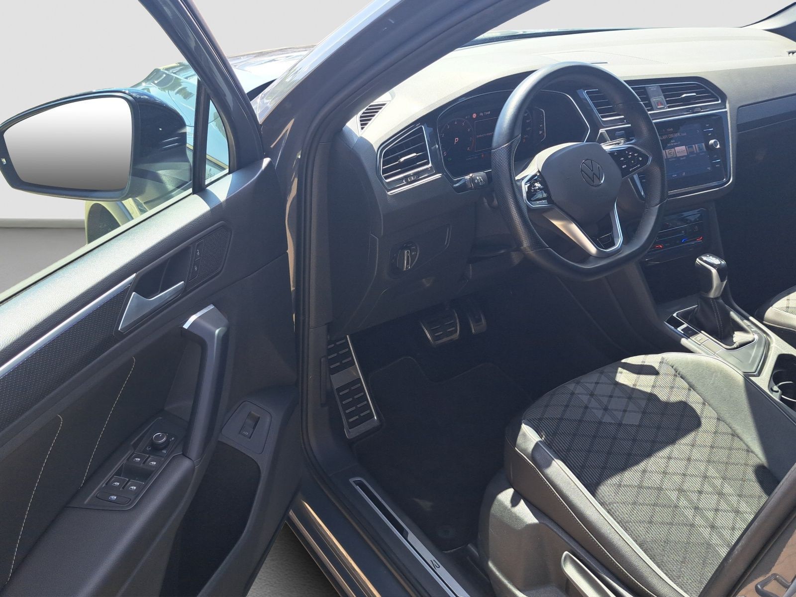Volkswagen Tiguan - Bild 14