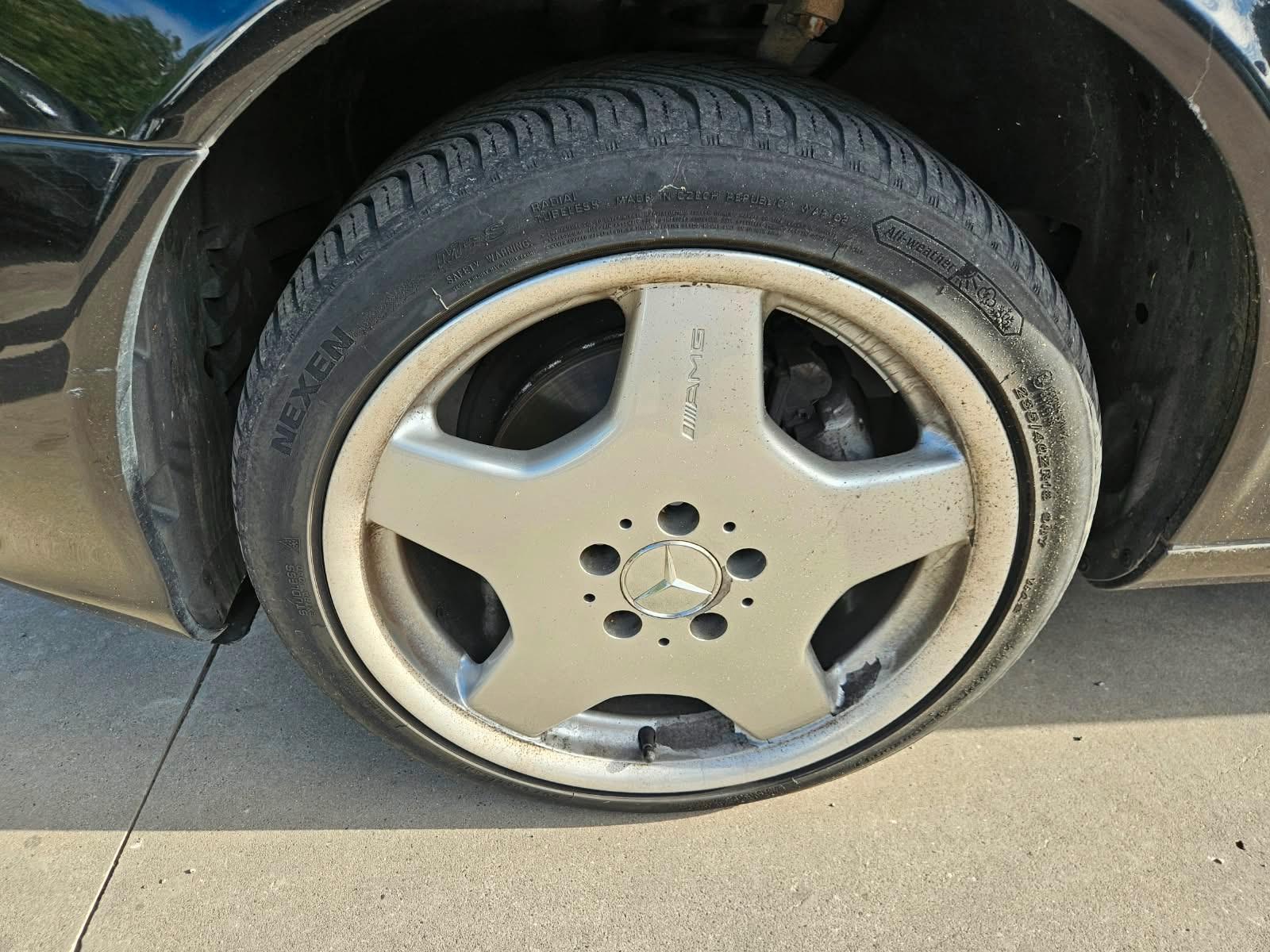Mercedes-Benz E220 2004 — photo 10