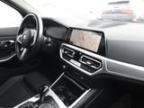 BMW 320e Touring - BMW: E32