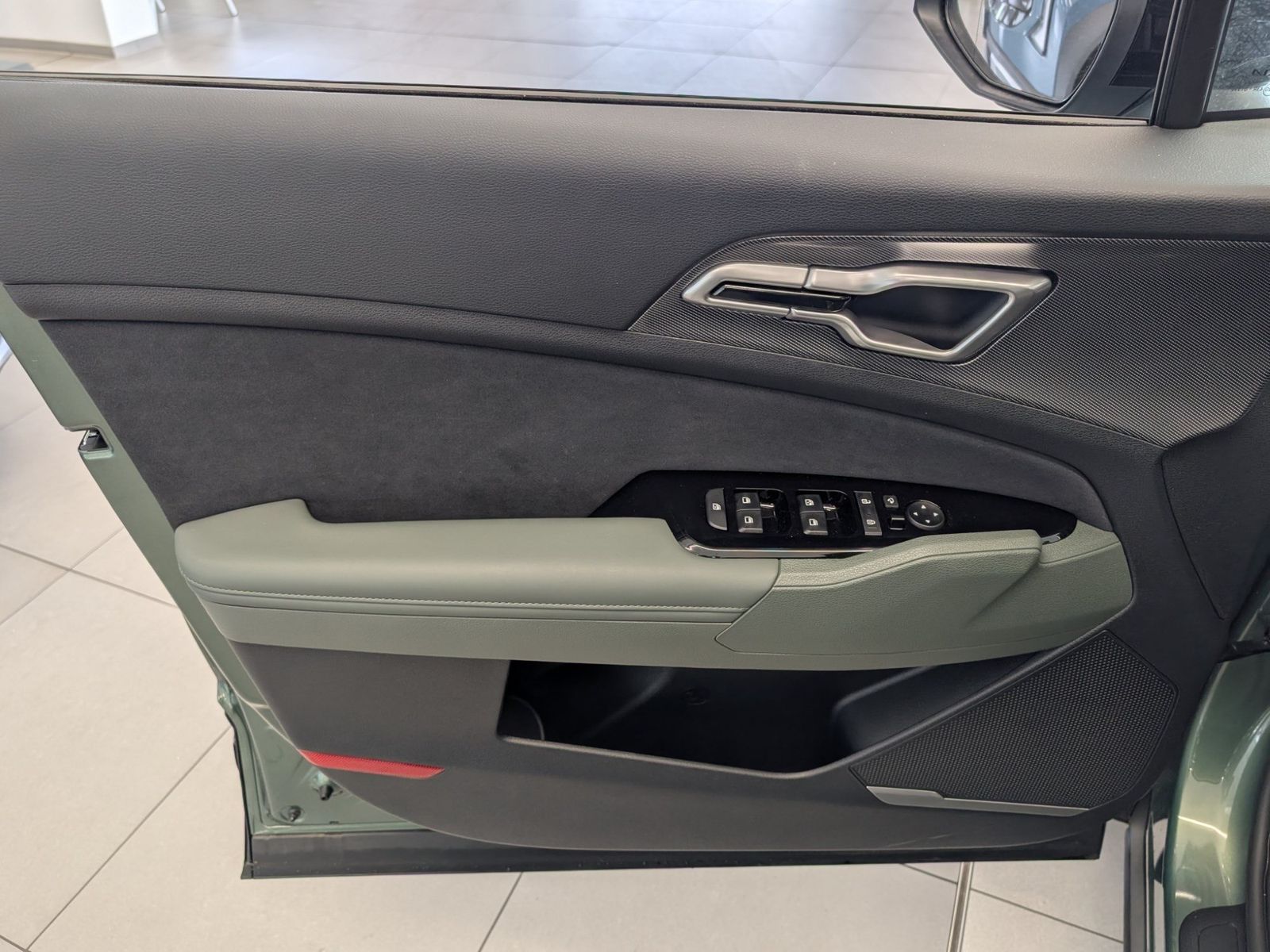 KIA Sportage 1.6 T-GDI HEV AWD Nightline Schiebedach – Bild 35