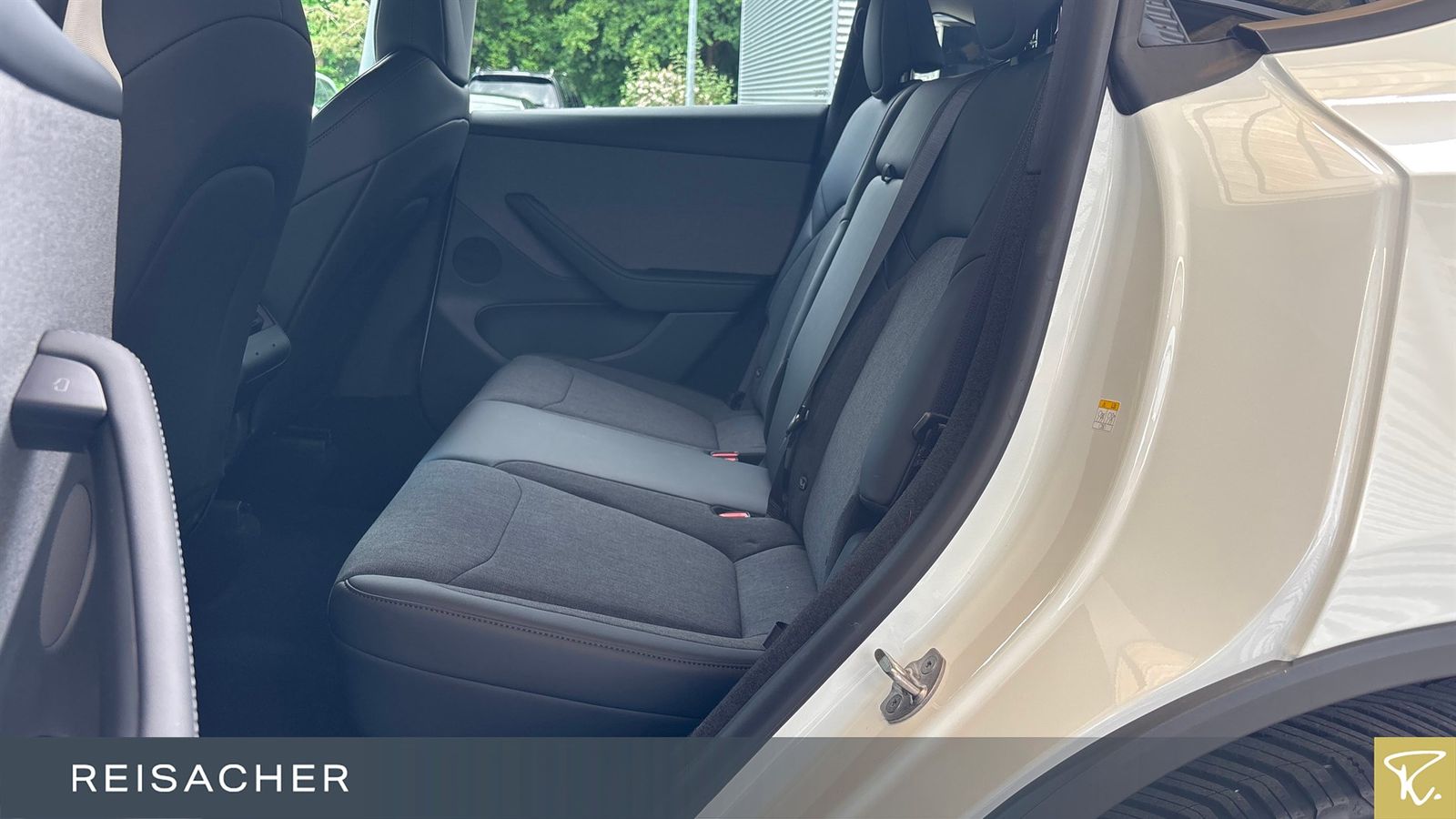 Tesla Model Y RWD foto 8