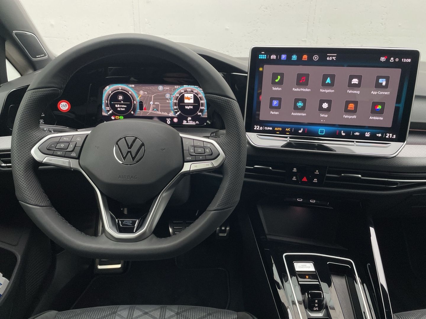 Golf VIII R-Line 2.0 TDI DSG Black Style Kamera