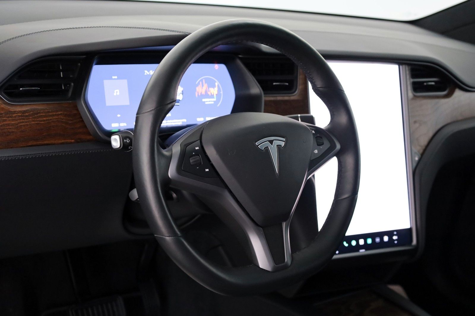Fahrzeugabbildung Tesla Model X Long Range 100kWh 562CV,SH,Kamera,Pano
