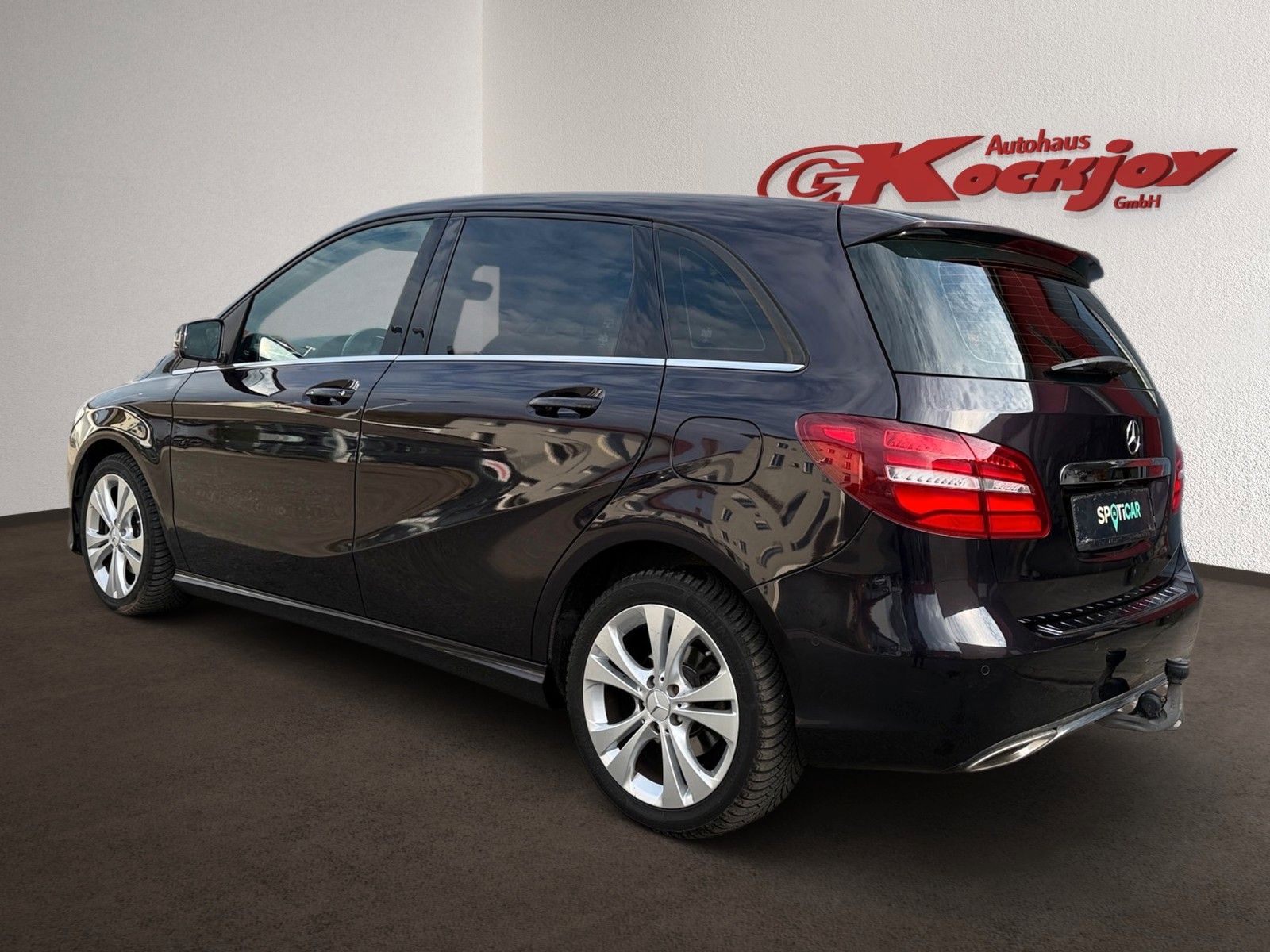 Fahrzeugabbildung Mercedes-Benz B 200 BlueEFFICIENCY Sports Tourer*AHK*Harman-K.