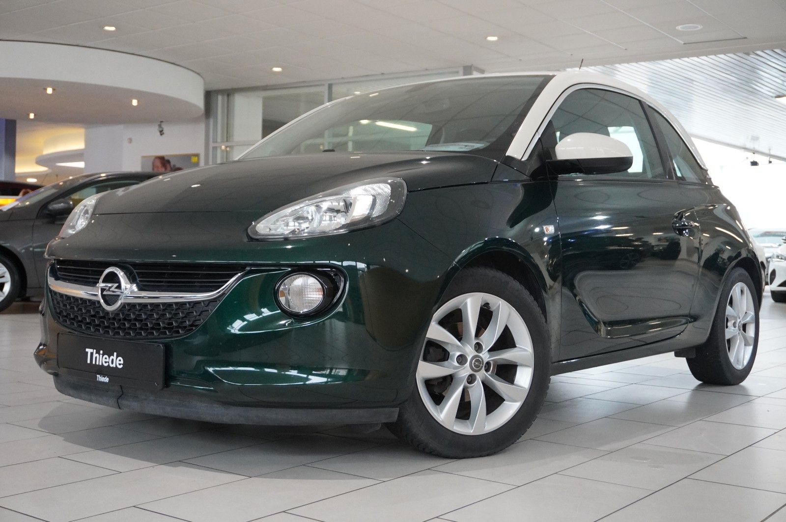 Fahrzeugabbildung Opel Adam 1.4 JAM NAVI/SHZ/PDC/KLIMA/LHZ/TEMP.