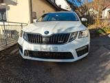 Skoda Octavia 2.0 TSI DSG RS Combi Facelift - gebrauchte Skoda Octavia mit Facelift