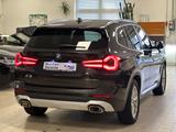 BMW X3 xDrive 20i Aut/AHK/Park&DrivAs/SportSitz/HiFi - BMW X3: 20i