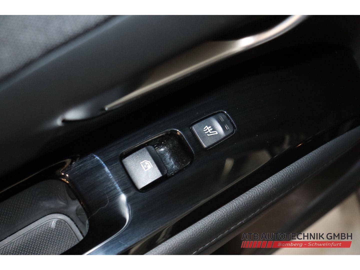 Fahrzeugabbildung Hyundai Tucson Prime PHEV 1.6 T-GDi 4WD 97,4% SOH Navi S