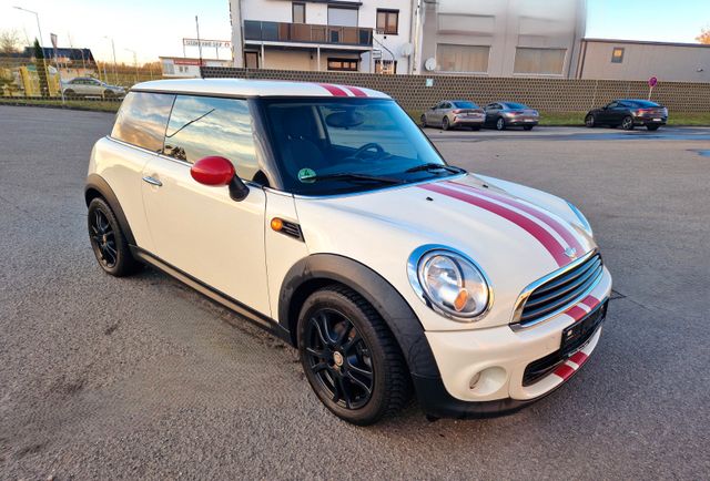 MINI ONE One 72KW Inspektion Neu