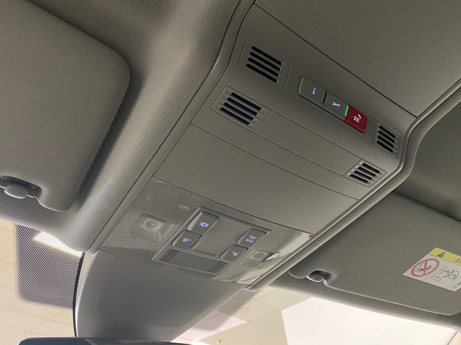 Fahrzeugabbildung Volkswagen Touran 1.5 TSI Comfortline+MATRIX+ACC+TOTWINKEL+