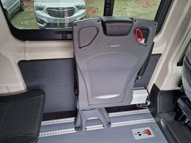 Fahrzeugabbildung Fiat Ducato Rollstuhltranporter Lift 4 Rollstühle