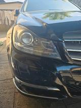 Mercedes-Benz C 300 CDI 4MATIC T AVANTGARDE Autom. AVANTGARDE - Mercedes-Benz C 300: Cdi