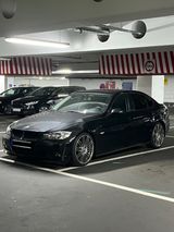 BMW 325i E90 Limousine - TÜV NEU - BMW 325 mit Benzin-Antrieb: Limousine, 325i E90 Lim