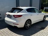 Maserati Levante SQ4 3.0 V6 Modena -Luxuriös, exklusiv! - Maserati Levante von privat