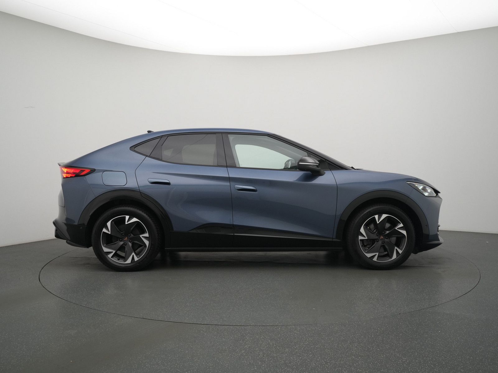 Cupra Tavascan - Bild 3