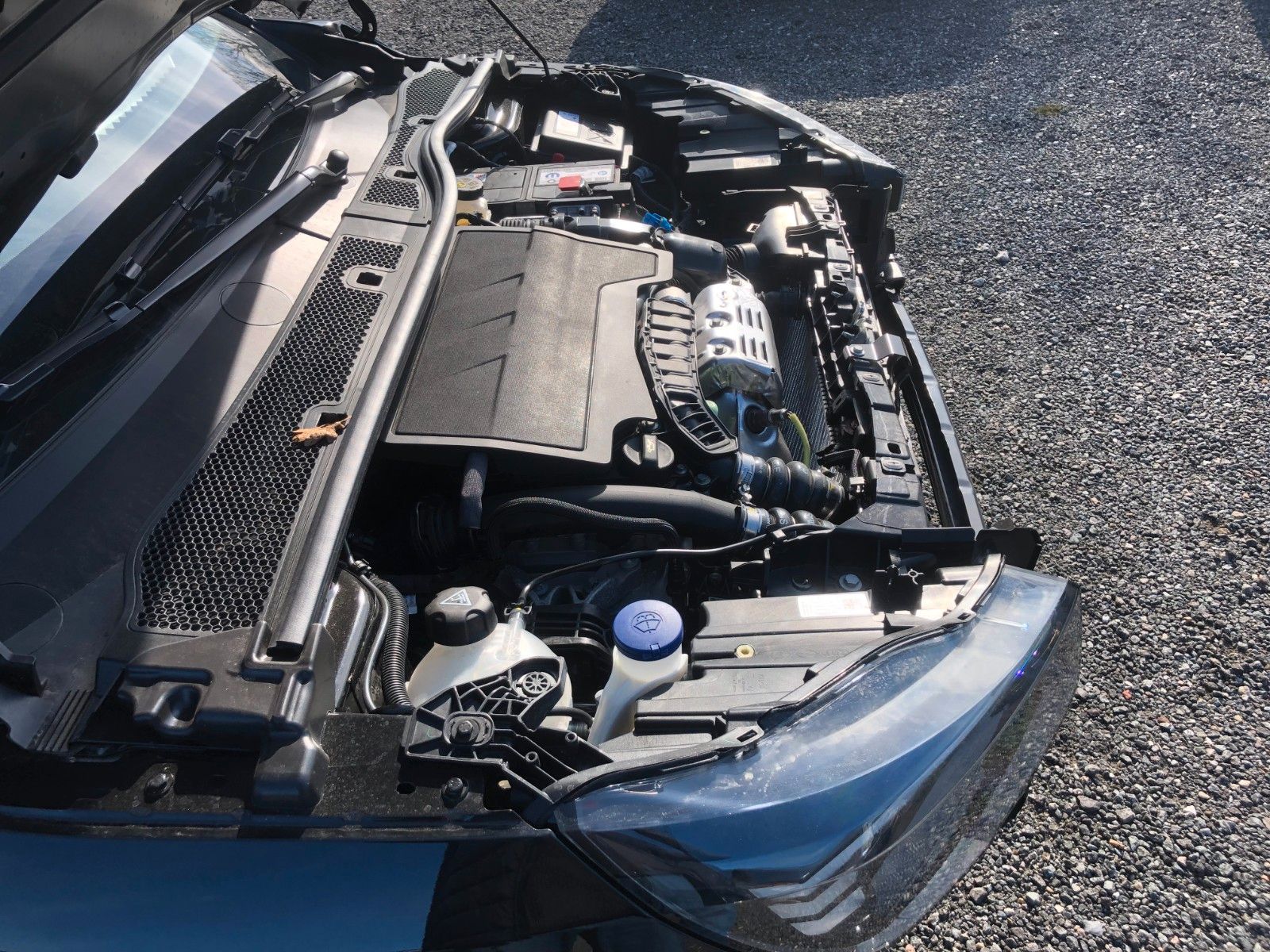 Fahrzeugabbildung Opel Corsa F GS Unfallschaden