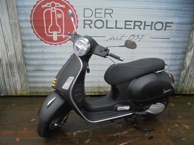 Vespa GTS 300  Super Tech  MY22 Versand kostl.