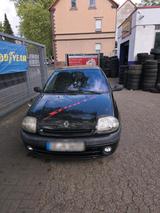 Renault Clio 1.4 - Renault Clio mit Benzin-Antrieb: Kleinwagen, 1.4
