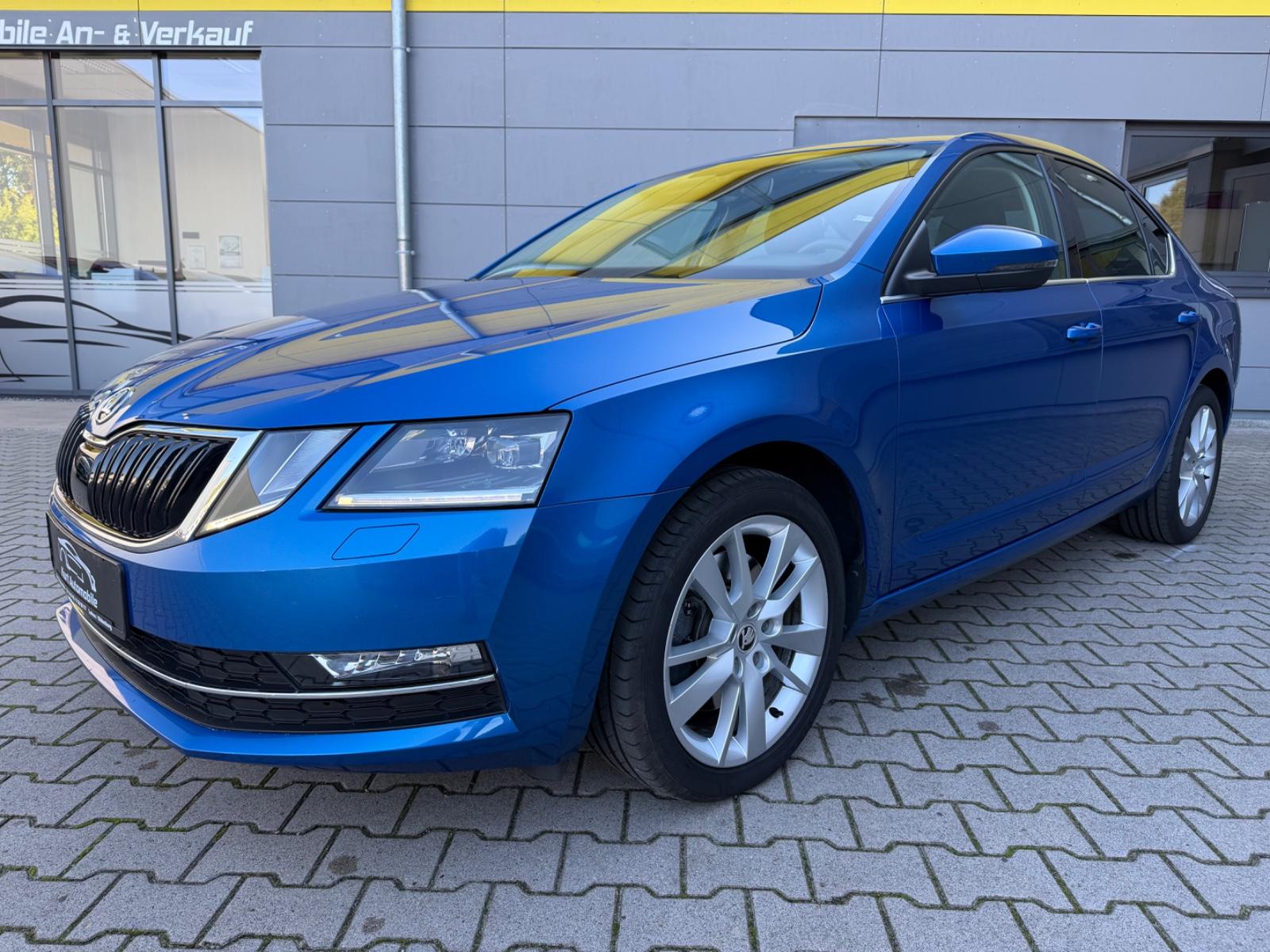 Skoda Octavia 2.0 TDI/LED/KAMERA/AHK/LEDER/MEMORY