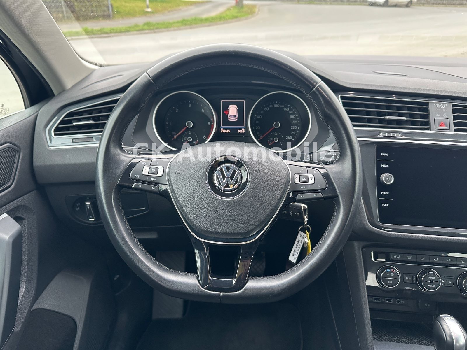 Fahrzeugabbildung Volkswagen Tiguan 2.0TDI Highline BMT 4Motion/DSG/Navi/LED