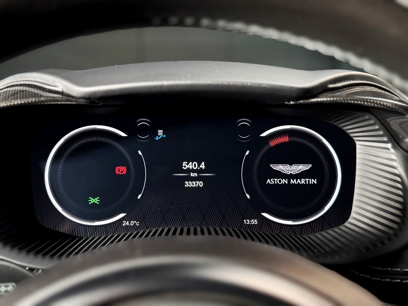 Fahrzeugabbildung Aston Martin DBX 4.0 V8 DBX707 + 2.Hand + Top Geplfegt