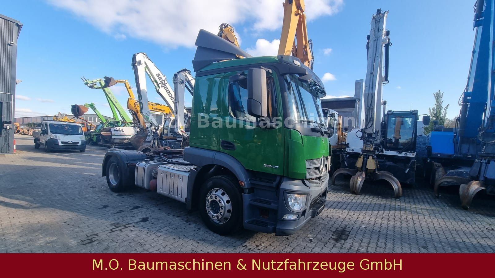 Fahrzeugabbildung Mercedes-Benz Actros 1843 / AC / 4x2/AD Blue / Kipphydraulik