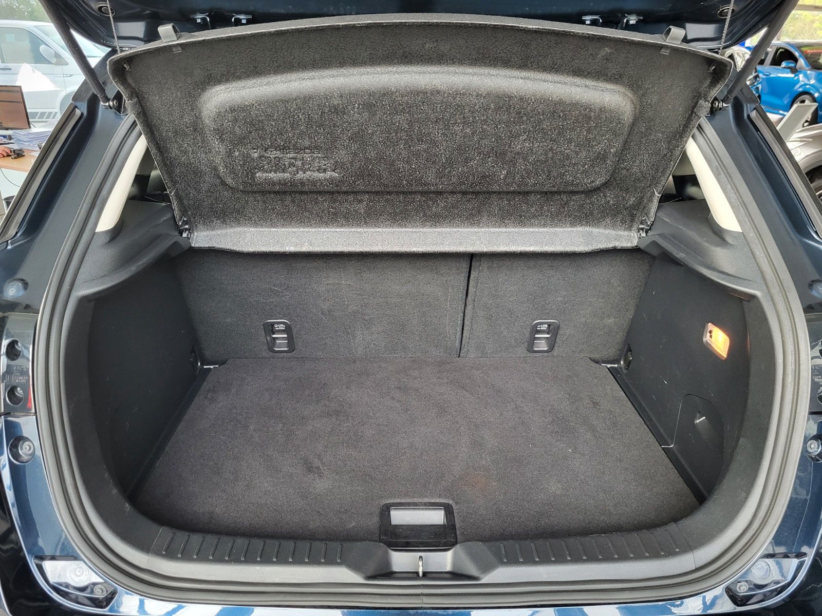 Fahrzeugabbildung Mazda CX-3 Exclusive-Line Sitzheizung, Klimaautomatik