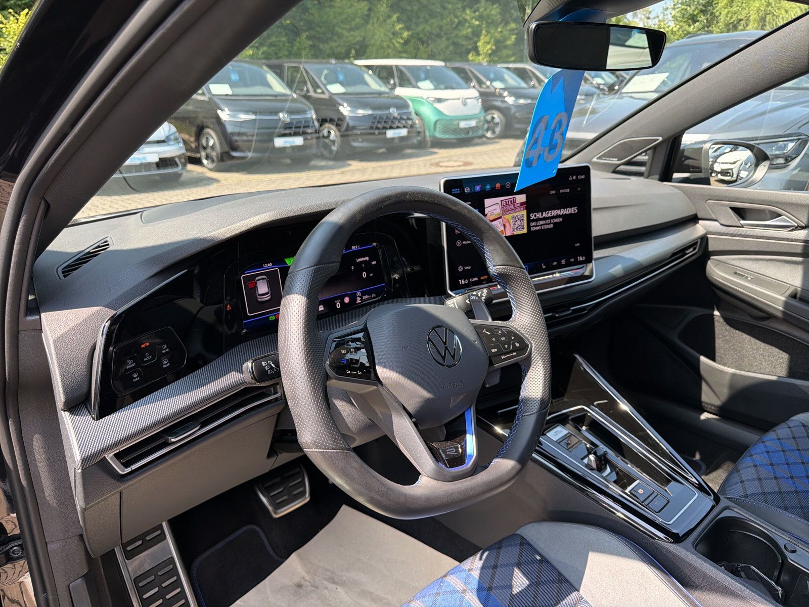 Golf R 4M PANO Navi Black St. Harman Kardon