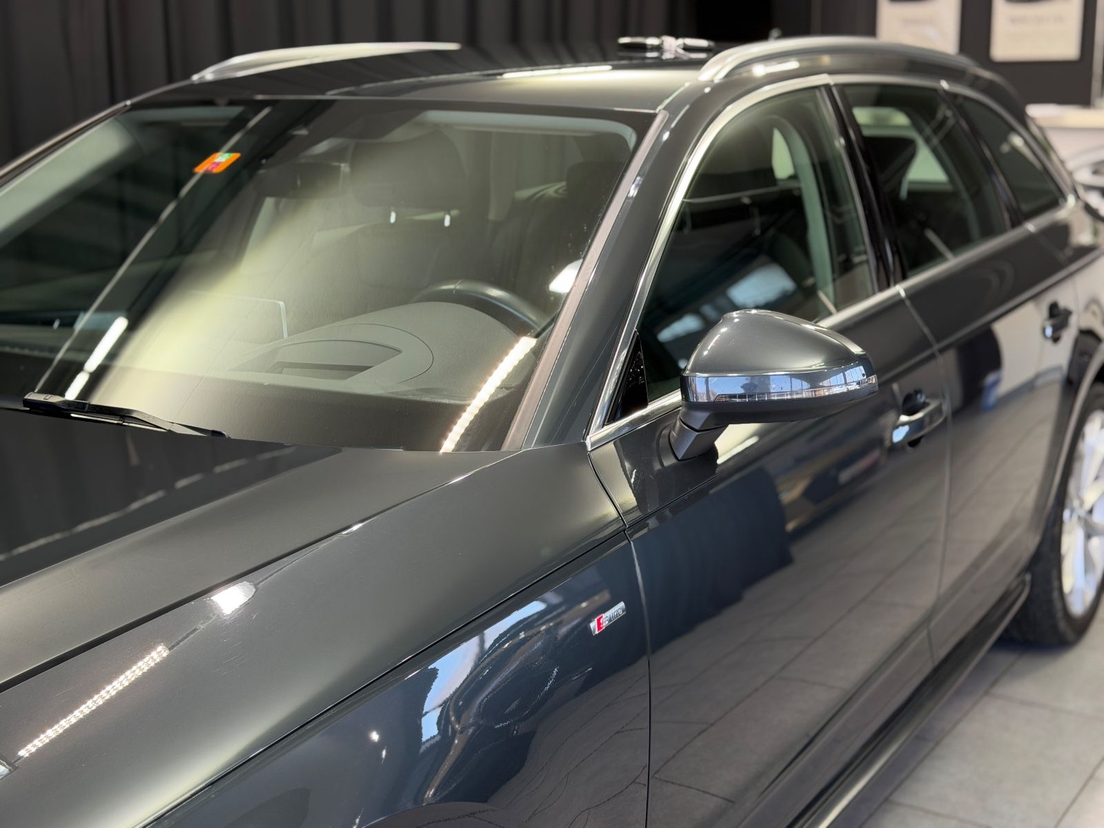 Fahrzeugabbildung Audi A4 Avant g-tron sport|S-LINE|S-TRONIC|HEAD-UP|