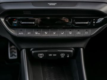 Hyundai Bayon 1.0 Trend 2WD Kamera Navi Sitzhzg. LED