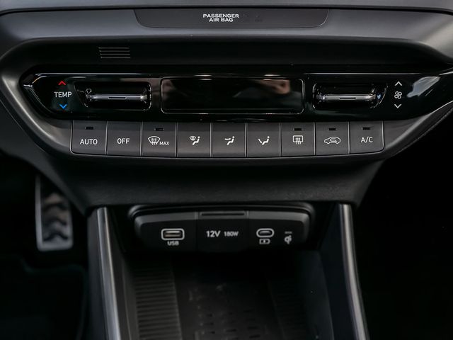 Hyundai Bayon 1.0 Trend 2WD Kamera Navi Sitzhzg. LED