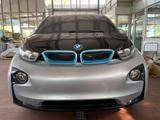 BMW i3 E-Auto-Studie - silberne BMW i3