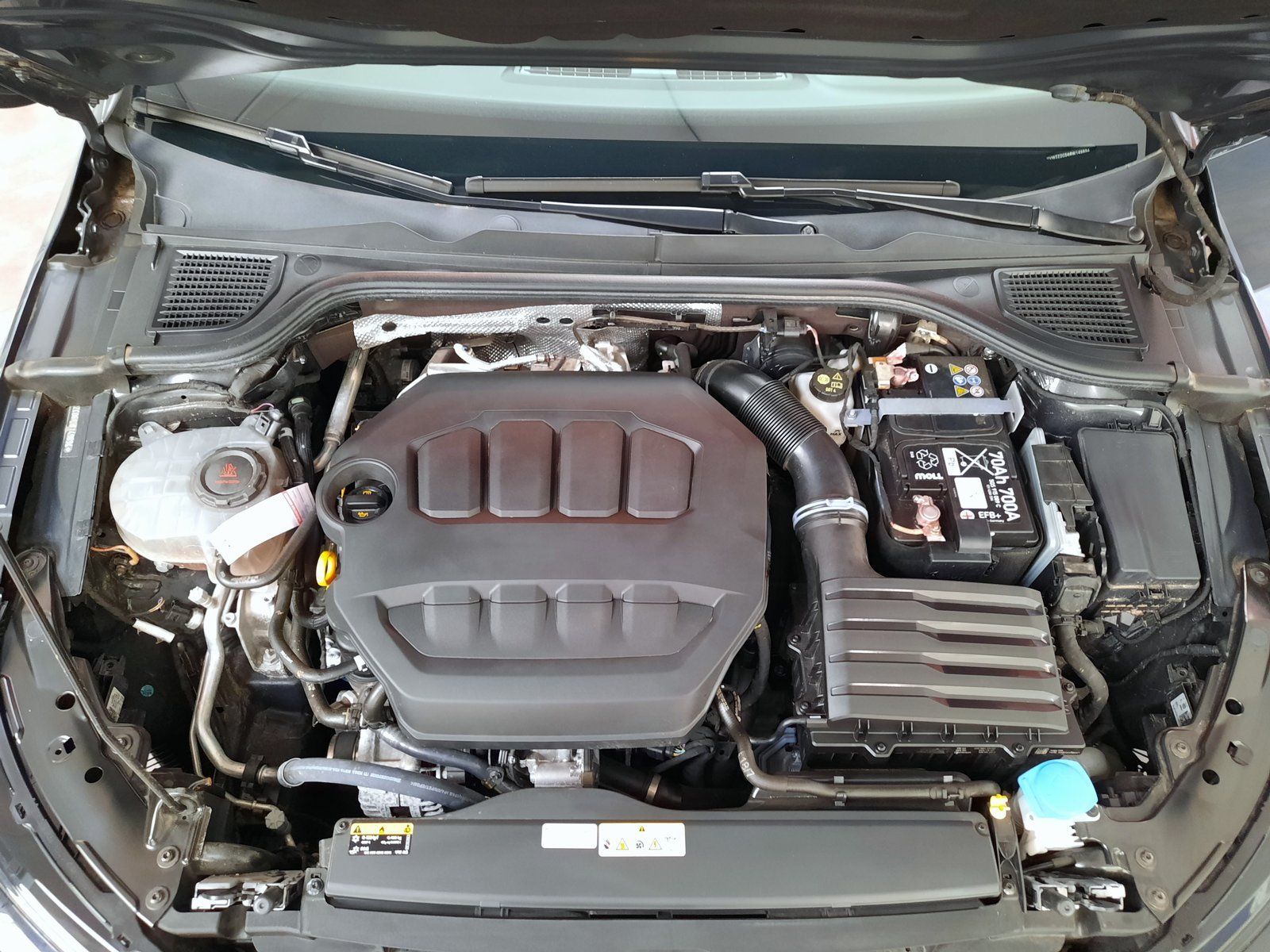 Fahrzeugabbildung Volkswagen Golf GTI *LED*PDC*Sitzhzg*App*ACC*DAB*LaneAssist