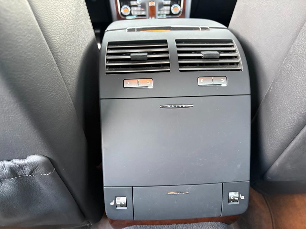 Volkswagen Phaeton V6 TDI 5-Sitzer 4Motion Standh. Navi.