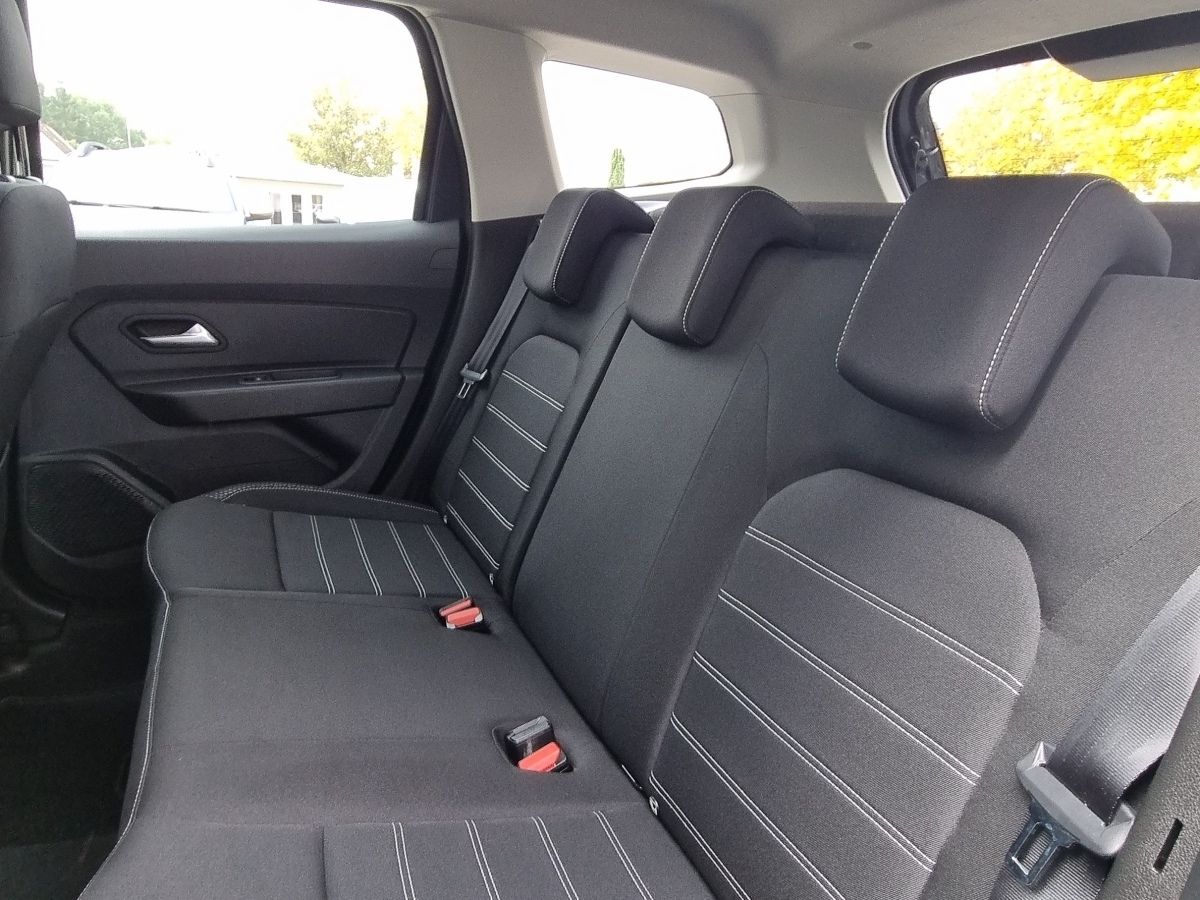 Fahrzeugabbildung Dacia Duster Prestige TCe 130