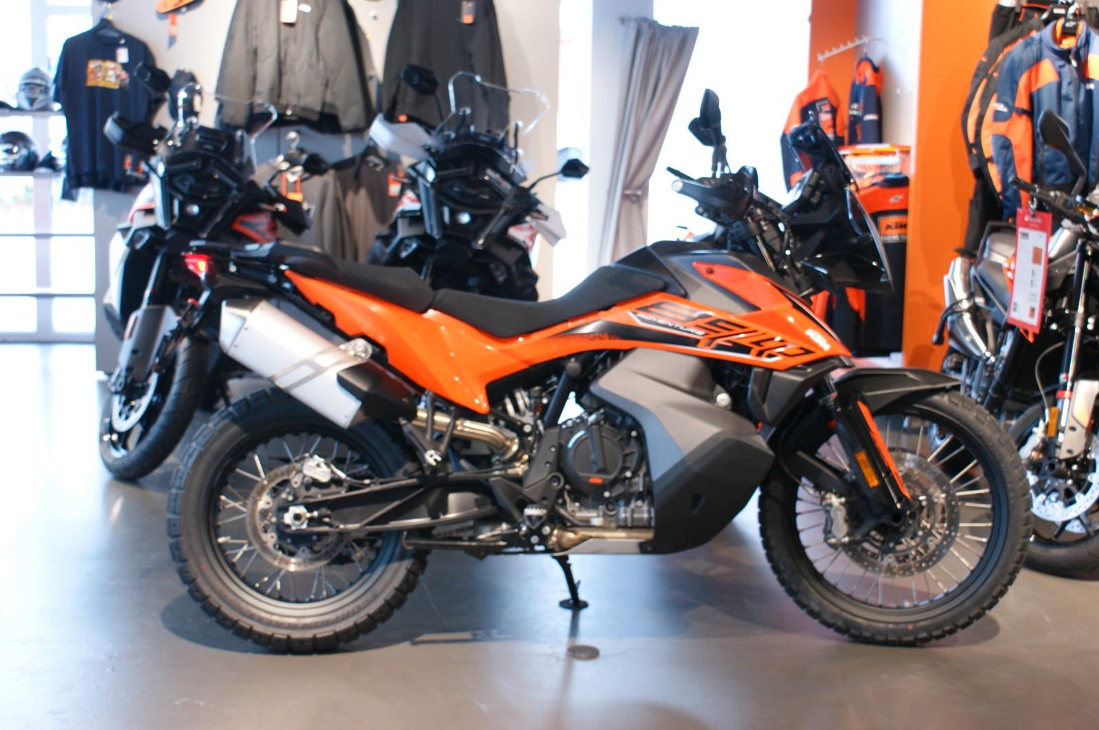 KTM 890 Adventure mit TechPack