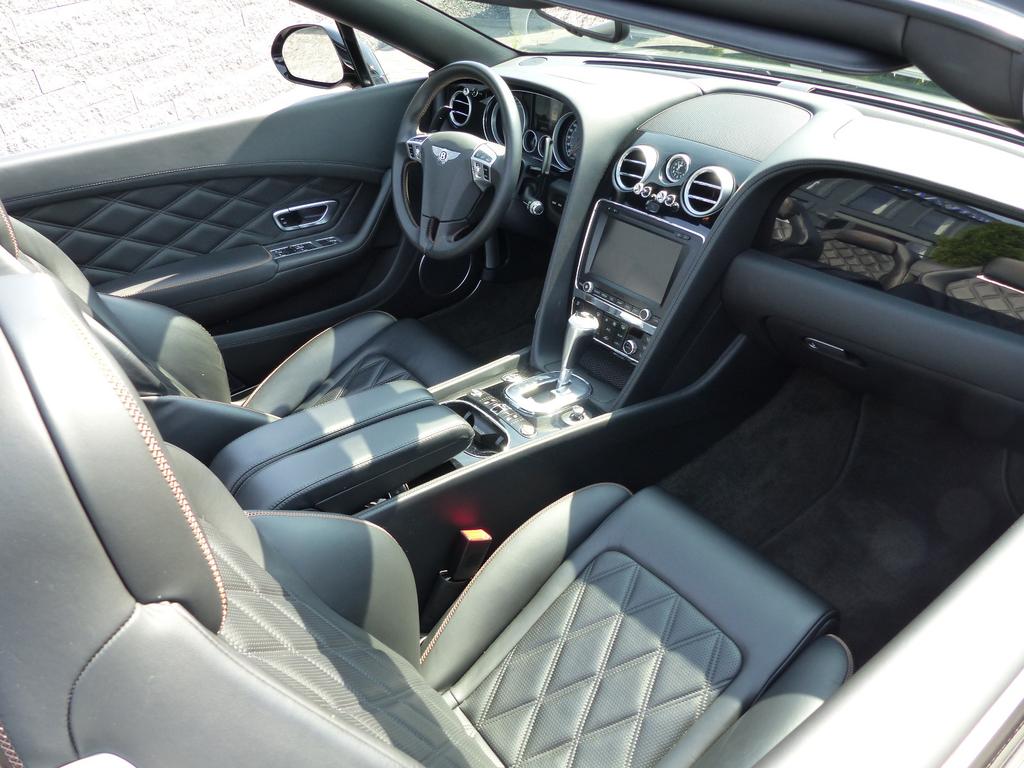 Bentley Continental GTC