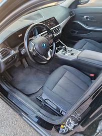 BMW 330 - 6