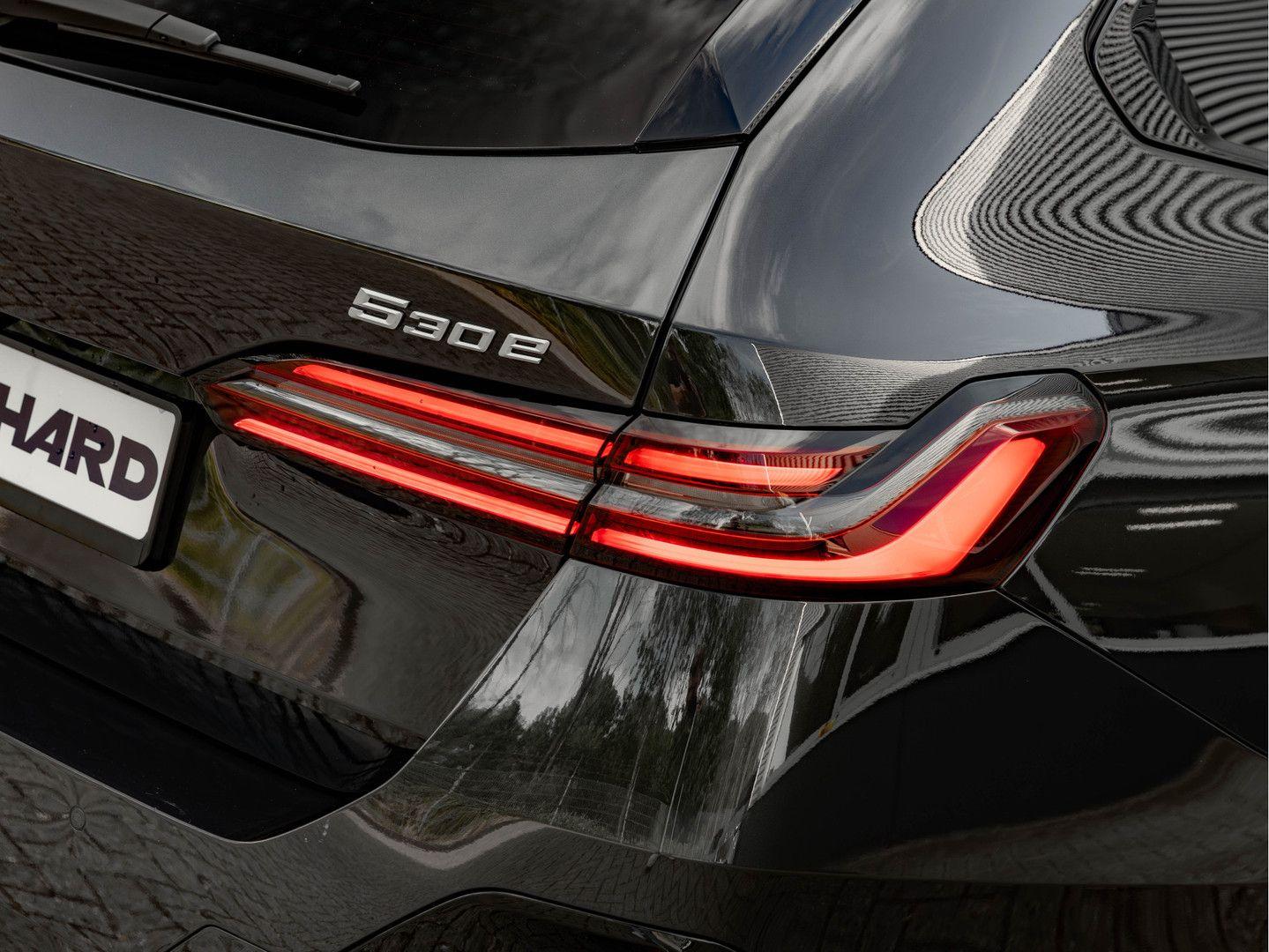 BMW 530 5-serie Touring 530e M-Sport Pro - Pano - AH