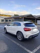 Mercedes-Benz GLA 45 AMG Mercedes-AMG GLA 45 4MATIC DCT Me... - Mercedes AMG gebraucht