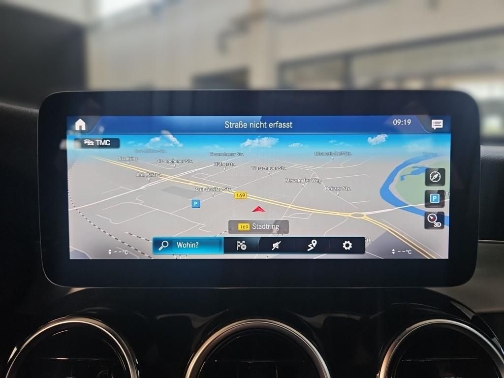 Fahrzeugabbildung Mercedes-Benz GLC 200 4M AMG Pano LED SHZ Sport el.Heck Ambie.