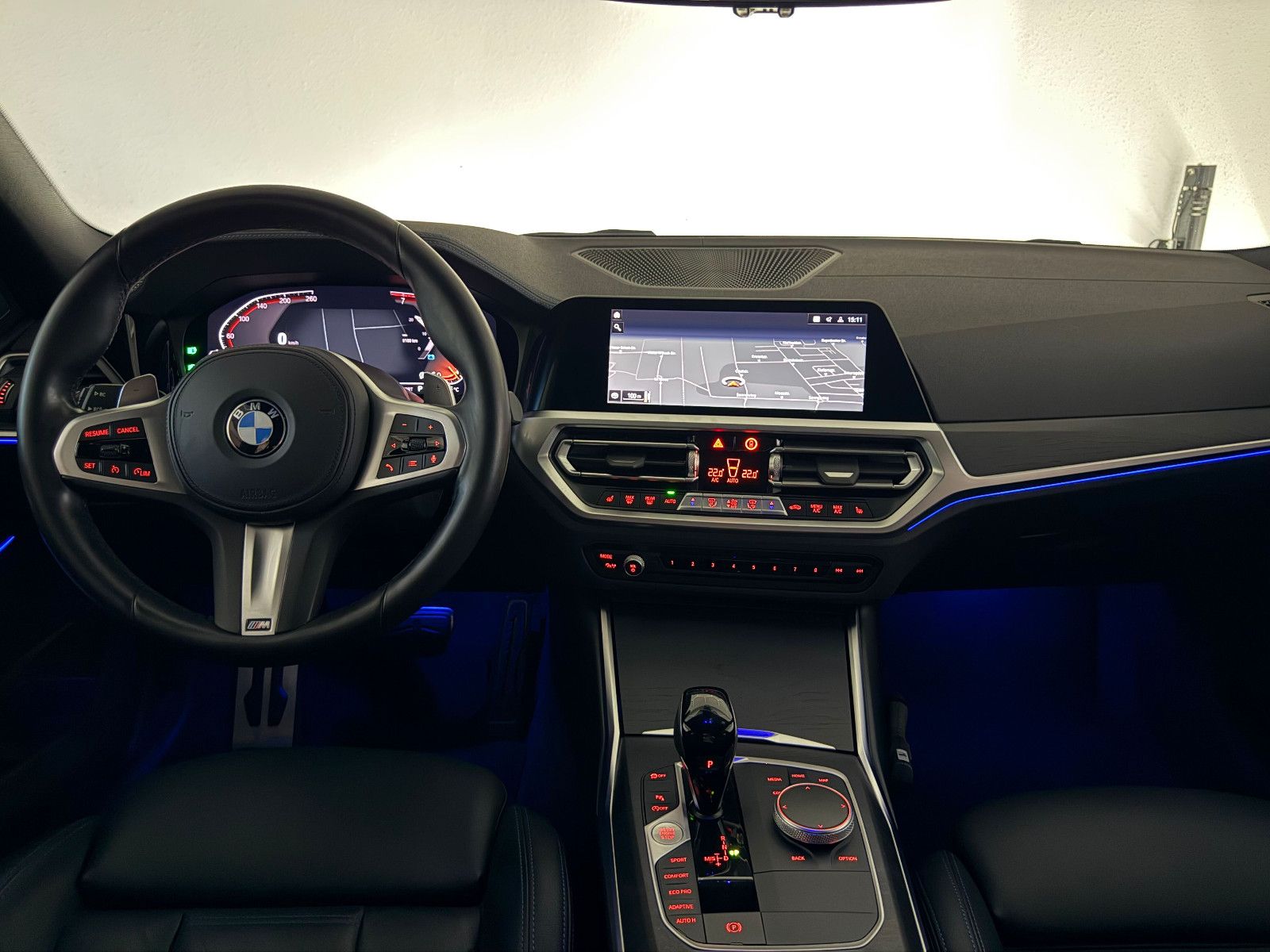 Fahrzeugabbildung BMW 330 i M SPORT/Hi-FI/VRTL COCKPIT/LASER/19% MwSt.