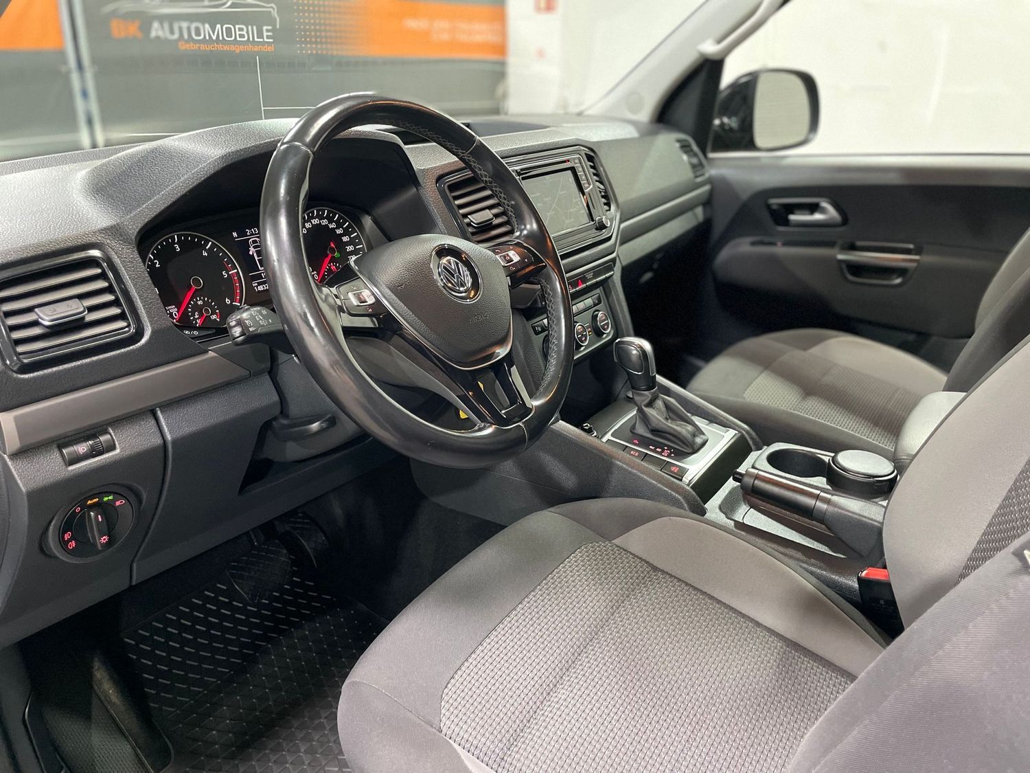 Fahrzeugabbildung Volkswagen Amarok Comfortline DoubleCab 4Motion#Bi-Xenon#AH