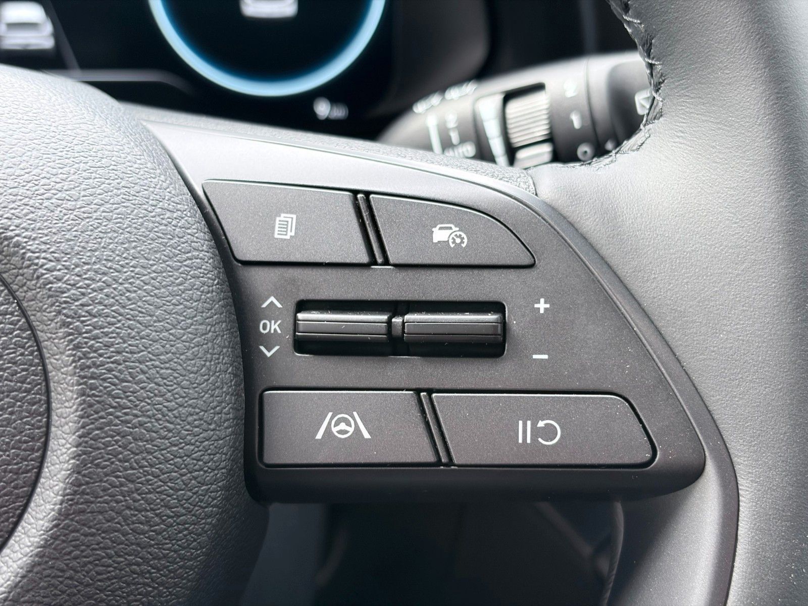 Fahrzeugabbildung Hyundai i20 1.0 T-GDI Trend Navi,SHZ,Kam.,PDC,Virtual,LM