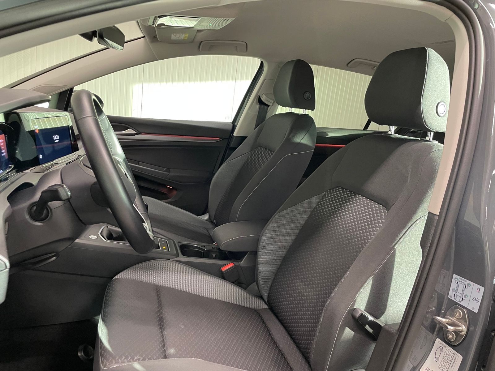 Golf VIII Active 1.5 TSI KLIMA NAVI PDC