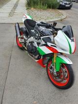 Aprilia  V4 1100 Tuono  Factory - APRILIA FACTORY TUONO