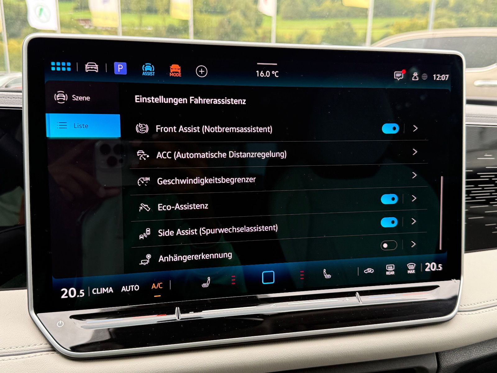 Fahrzeugabbildung Volkswagen Tiguan Elegance AHK ACC HUD LED-Matrix Massage