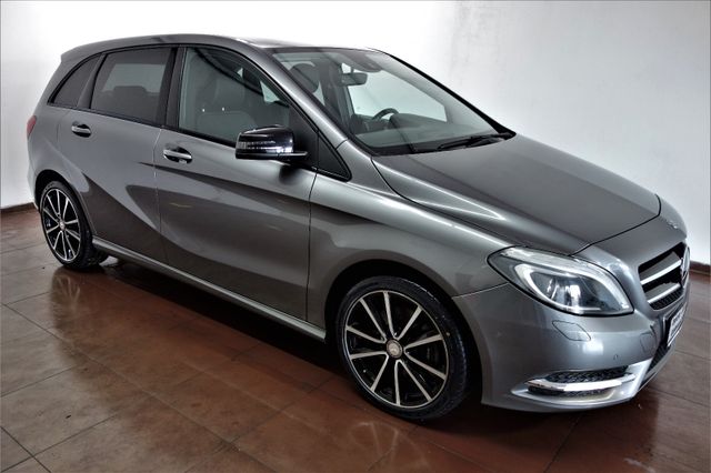 Mercedes-Benz B 220 d Sportpaket Leder/Navi/Xen/Nightpaket/18